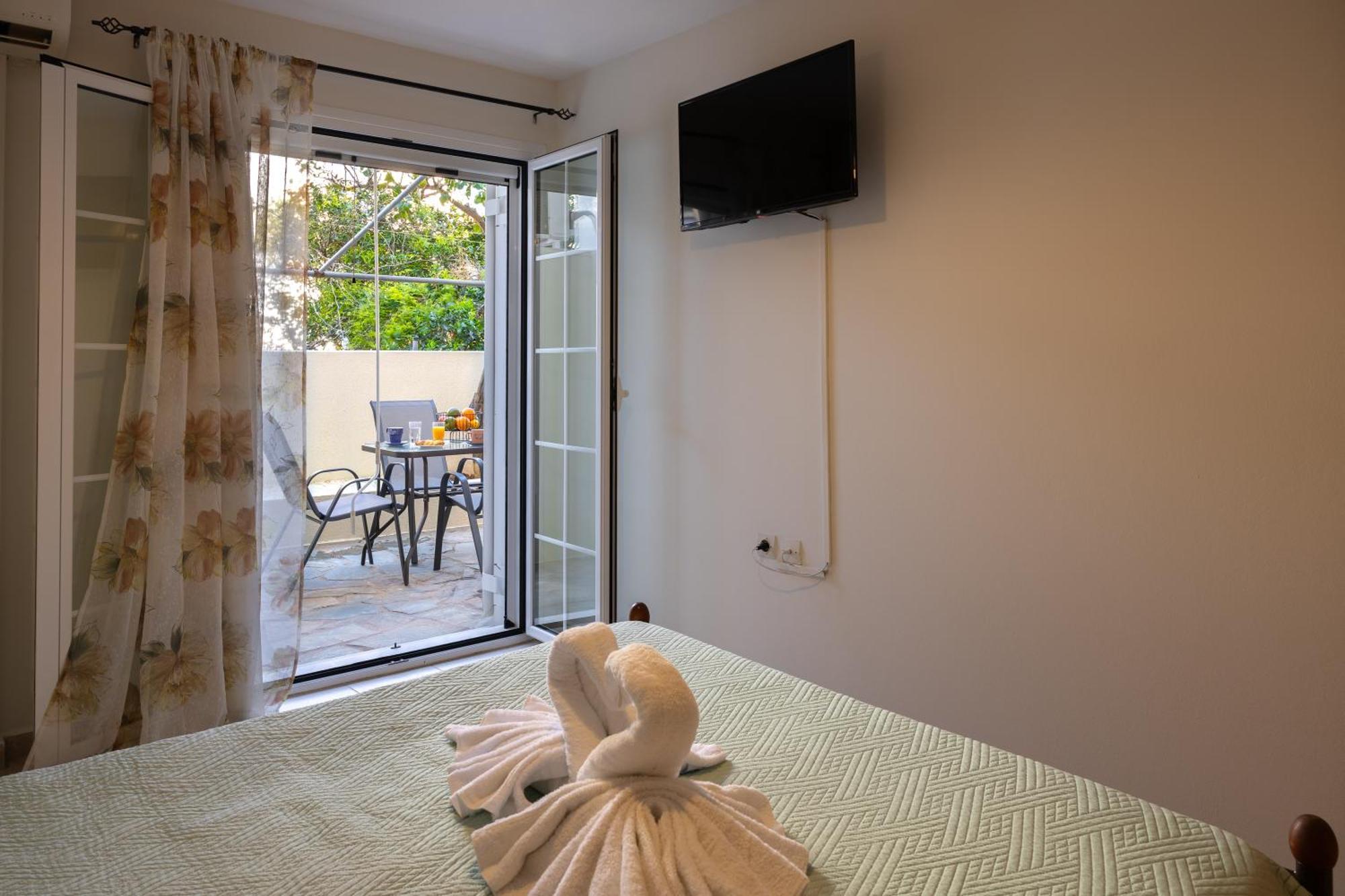 Pavlos Apartments Argostoli  Exterior photo
