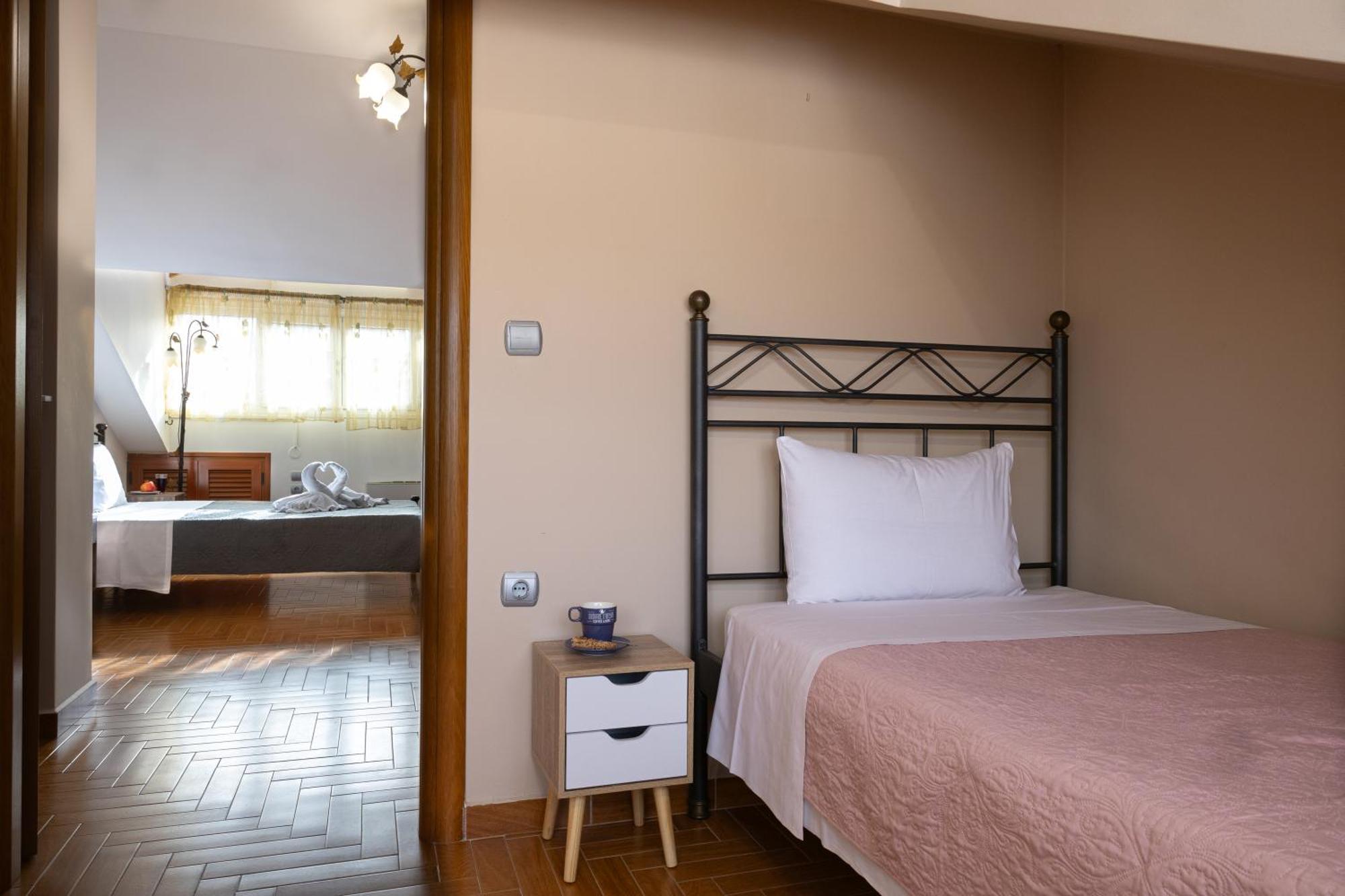 Pavlos Apartments Argostoli  Exterior photo